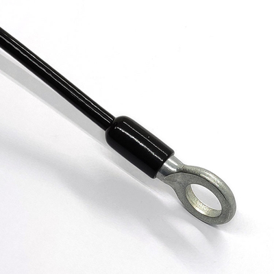 La cuerda galvanizada cubrió la honda de acero inoxidable del cable del PVC que levantaba con el extremo del lazo del ojo