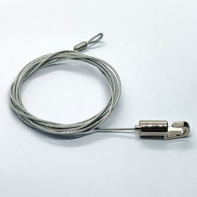 La honda de acero del cable con ajusta el agarrador del cable para que haya sistemas colgantes de la imagen