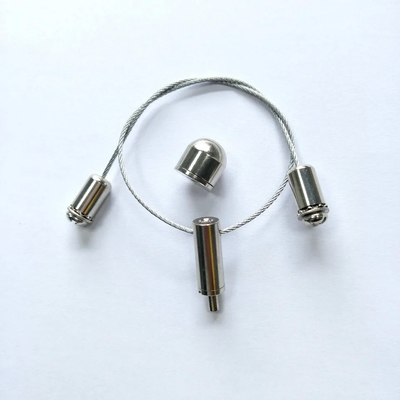 Sistema de agarre de cable de metal montado en el techo para iluminación interior